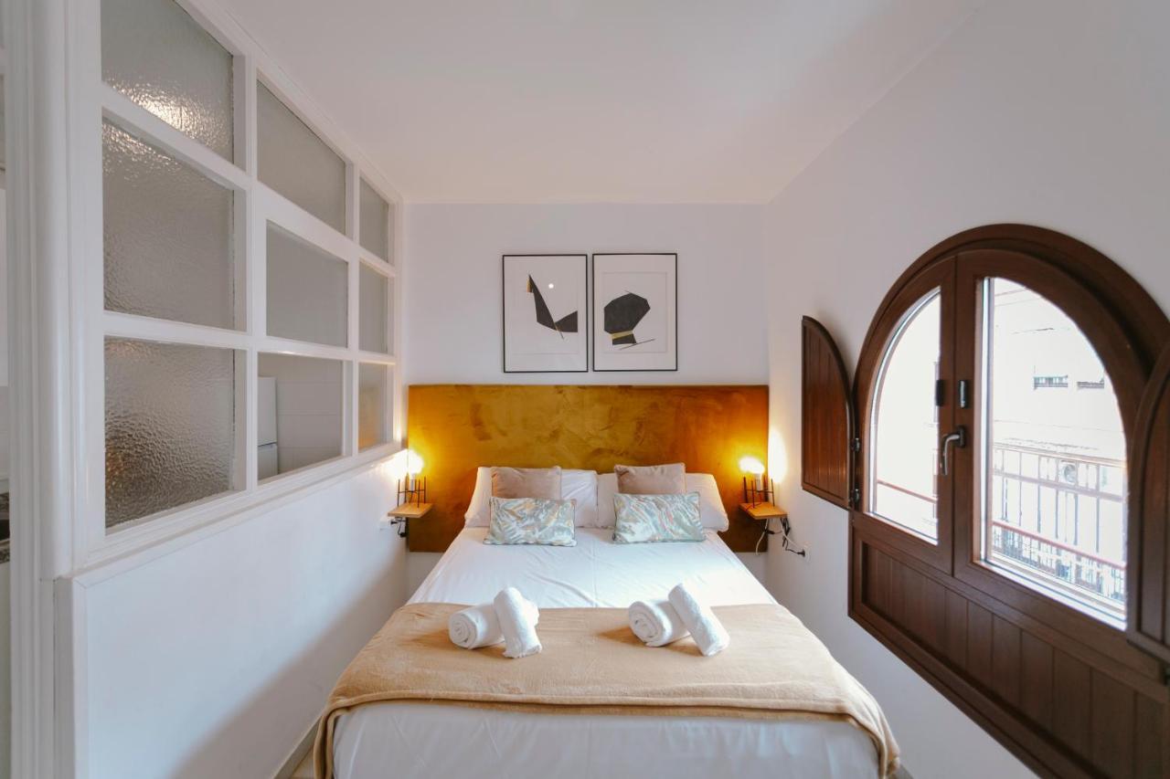 Complete Studio With Terrace - 1Bth- La Giralda Daire Sevilla Dış mekan fotoğraf