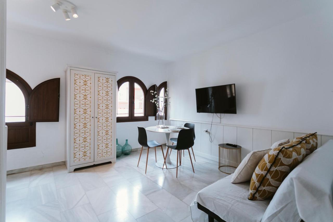 Complete Studio With Terrace - 1Bth- La Giralda Daire Sevilla Dış mekan fotoğraf