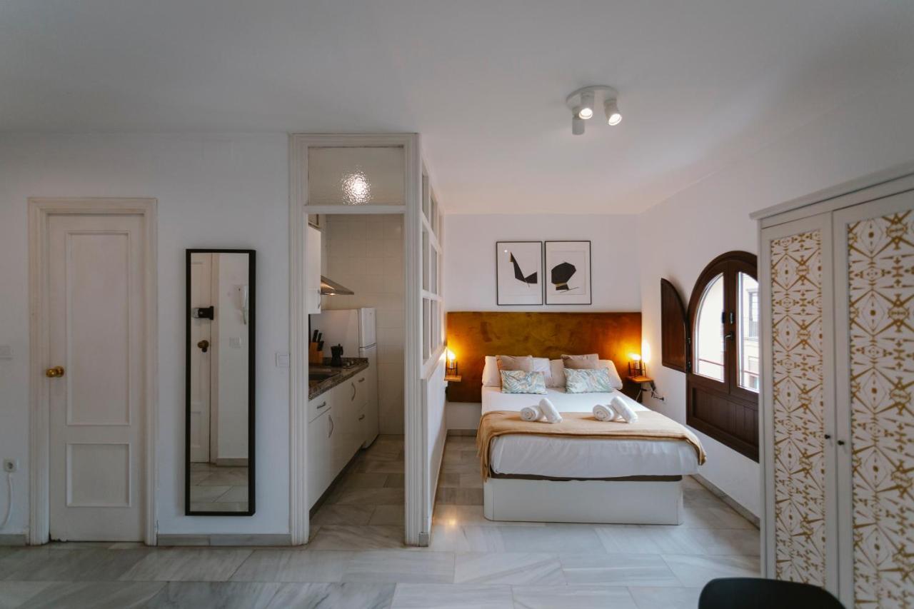 Complete Studio With Terrace - 1Bth- La Giralda Daire Sevilla Dış mekan fotoğraf