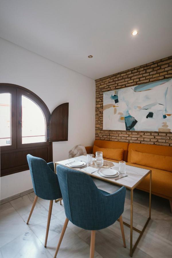 Complete Studio With Terrace - 1Bth- La Giralda Daire Sevilla Dış mekan fotoğraf